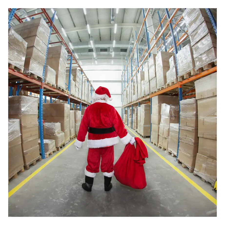 Weihnachtsmann im Lager